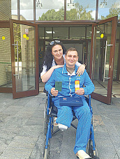 Ольга была рядом, когда Школа проходил лечение в Москве и получил звание прапорщика.