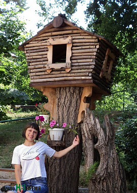 Резидент «Нашего времени» в «Пятигорье» Екатерина Остапенко так расслабилась, что едва не забыла о задании.