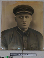 Среди степей