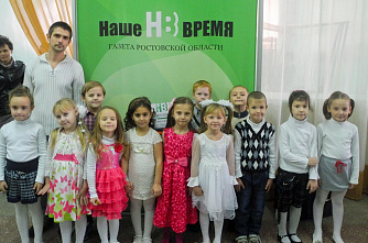 «Тетя, дядя, не ленитесь, на газету подпишитесь!»