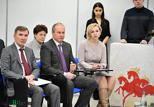 Под знаком добровольца