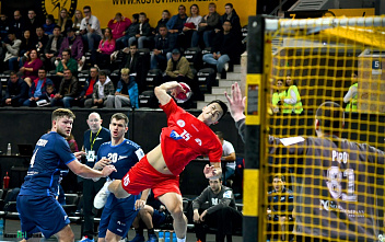 ГК «Донские казаки – ЮФУ» дома обыграл гандболистов «Зенита»