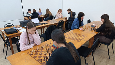 Женский мастер ФИДЕ из Волгодонска Евгения Сухарева трижды отличилась на чемпионате ЮФО