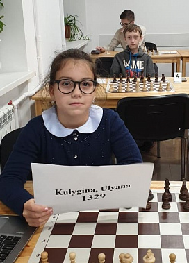 Шахматы: в  ростовском рапиде юниорки дали бой титулованным  игрокам