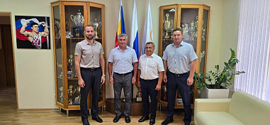 У донских гиревиков — праздник...