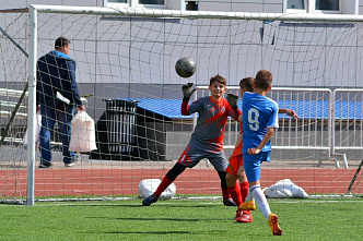 В Ростове на стадионе «Локомотив» прошел традиционный турнир по футболу