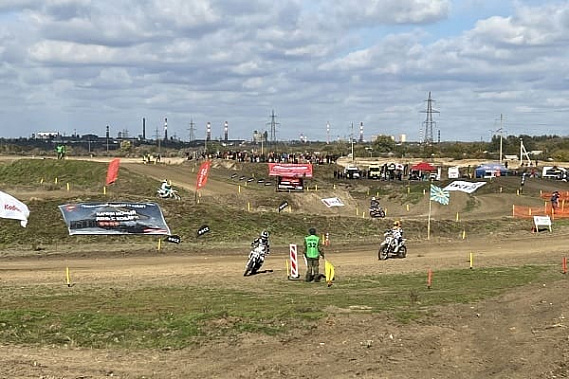 В мотокроссе под Новочеркасском соревновались 320 спортсменов