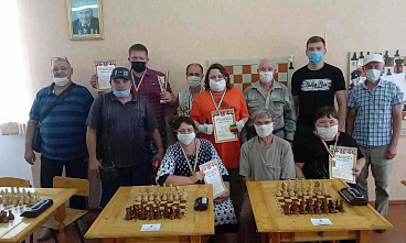 В Миллерово начали проводить очные шахматные турниры