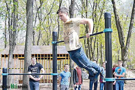 Уличные турникмены