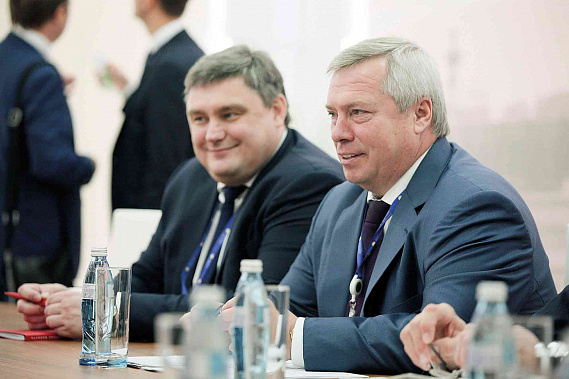 Донской губернатор Василий Голубев результатами петербургских встреч доволен.
