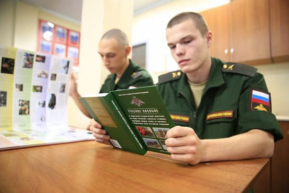 Почти сотня ростовских призывников поступили на службу в научные роты