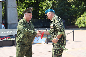 Поздравили донского «афганца» Руслана Шамсудинова