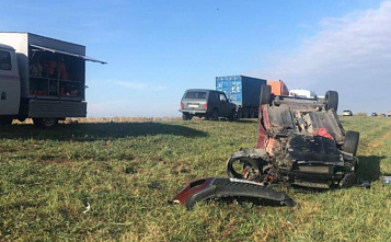 На азовской трассе в ДТП попали три машины
