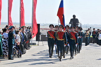 На Самбекских высотах захоронили останки 54 воинов