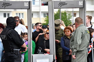 19 05 2024 В Суворовском микрорайоне открыли мурал героям Отечества