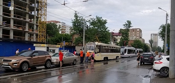 Власти Ростова обещают, что в 2022 году такая картина уйдет в прошлое.
