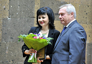 С наступающим профессиональным праздником, коллеги!