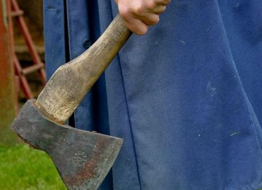 Дончанин забил до смерти топором собутыльника