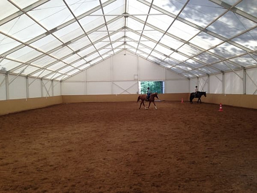 В Аксайском районе появится крытый манеж для конного спорта