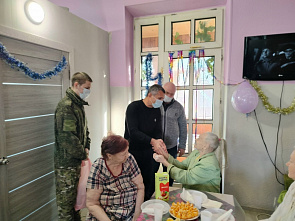   Поздравили ростовскую фронтовичку Анну Илларионовну Котову