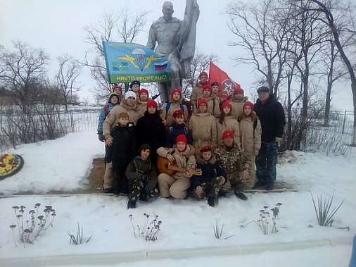 На январской Вахте Памяти в Поцелуеве 