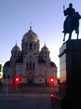 Вознесенский собор всегда красив: и утром, и вечером.