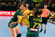 12 09 2025 Гандболистки «Ростов-Дона» во Дворце спорта обыграли краснодарскую «Кубань»