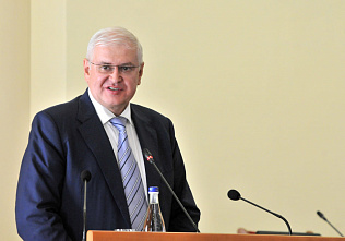 «Жить — значит, строить»...