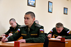 Очередная команда призывников отправилась к местам прохождения военной службы со сборного пункта Ростовской области