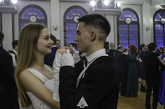 В Таганроге состоялся ректорский бал Южного федерального университета