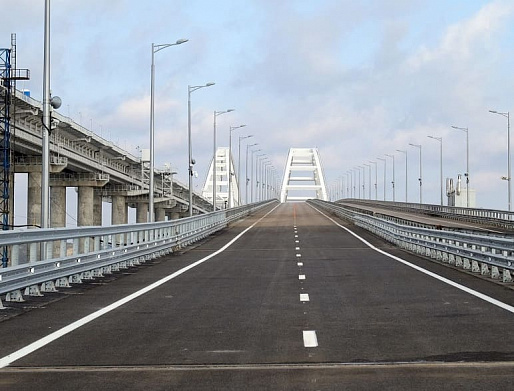 Крымский мост полностью открыт