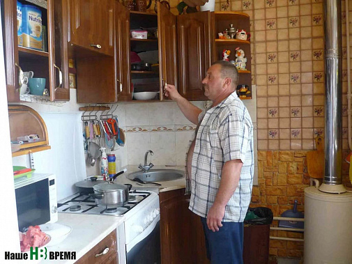 На этой кухне Алексей Иванович ЛЮТЫЙ всё оборудовал своими руками.