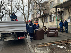 Расселенные квартиры в ростовском доме на Кривошлыковском отключат от коммуникаций