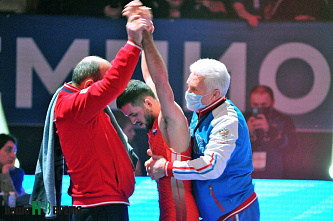 В ростовском Дворце спорта стартовал чемпионат России по греко-римской борьбе