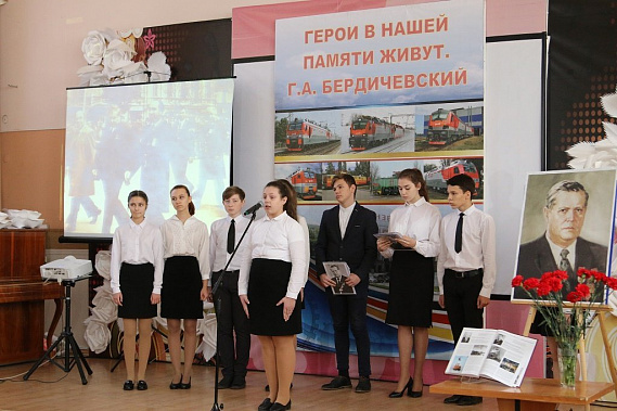 100 лет — легендарному директору