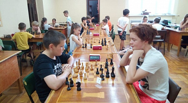 Ростовский массовый рапид выиграл юниор Максим Фастов