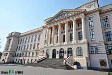  Фотохроника: первый день тотальной самоизоляции в Ростове и Новочеркасске