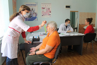 Беженцы из Донбасса в Ростове получили медицинские консультации
