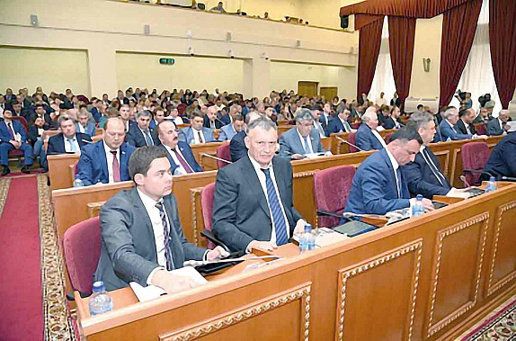 Состав Законодательного собрания изменился более чем наполовину. Фото с сайта www.zsro.ru