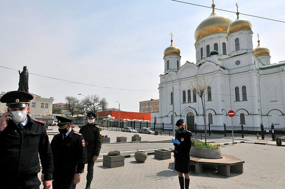Хроники коронавируса: в Европе сбавляют темпы, признаки выхода на плато в России и усиление режима в Ростове-на-Дону