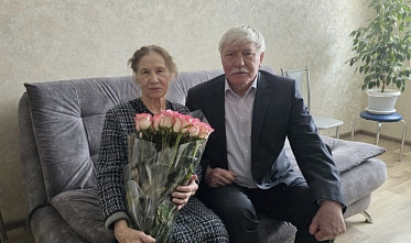  В Морозовске поздравили полного кавалера ордена Трудовой Славы Евдокию Ильиничну Егорову