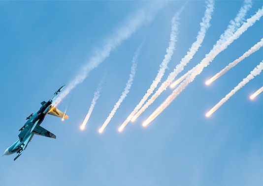 Истребитель Су-27 в учебном бою. Источник фото: пресс-служба ЮВО.