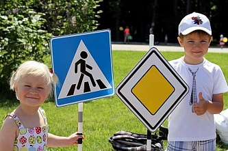 Дороги в Ростовской области должны стать безопаснее для детей