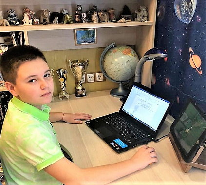 Победитель турнира  по шахматной онлайн композиции - Потап Орлов