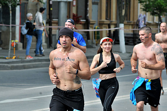 В Ростове прошел традиционный «ЗаБег», который был синхронизирован со всеми стартами в России