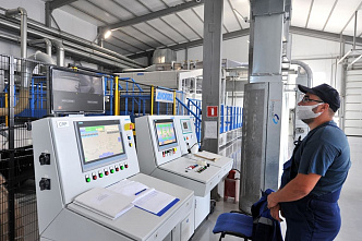 Прокатный стан и производство салфеток: что показывали губернатору в Шахтах