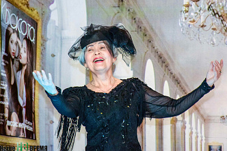 Девочка, девушка, женщина