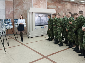 В Луганске открылась выставка «Небо выбрало нас», подготовленная музеями ДНР