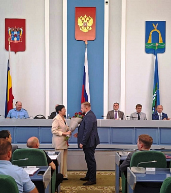 В. Кукин наделен полномочиями клавы города. Источник фото: администрация Батайска.