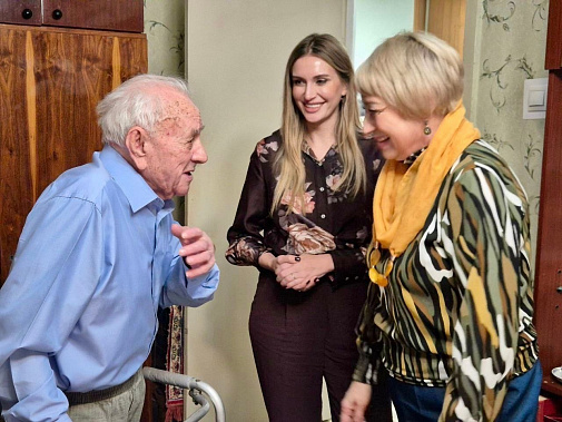  Ростовского фронтовика Ивана Калиниченко поздравили главы страны, региона, представители «Единой России»